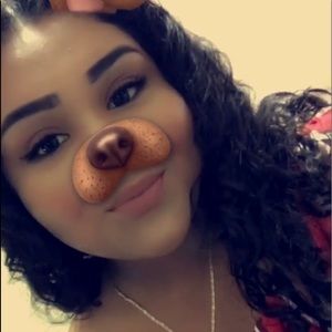 Meet your Posher, Vanessa